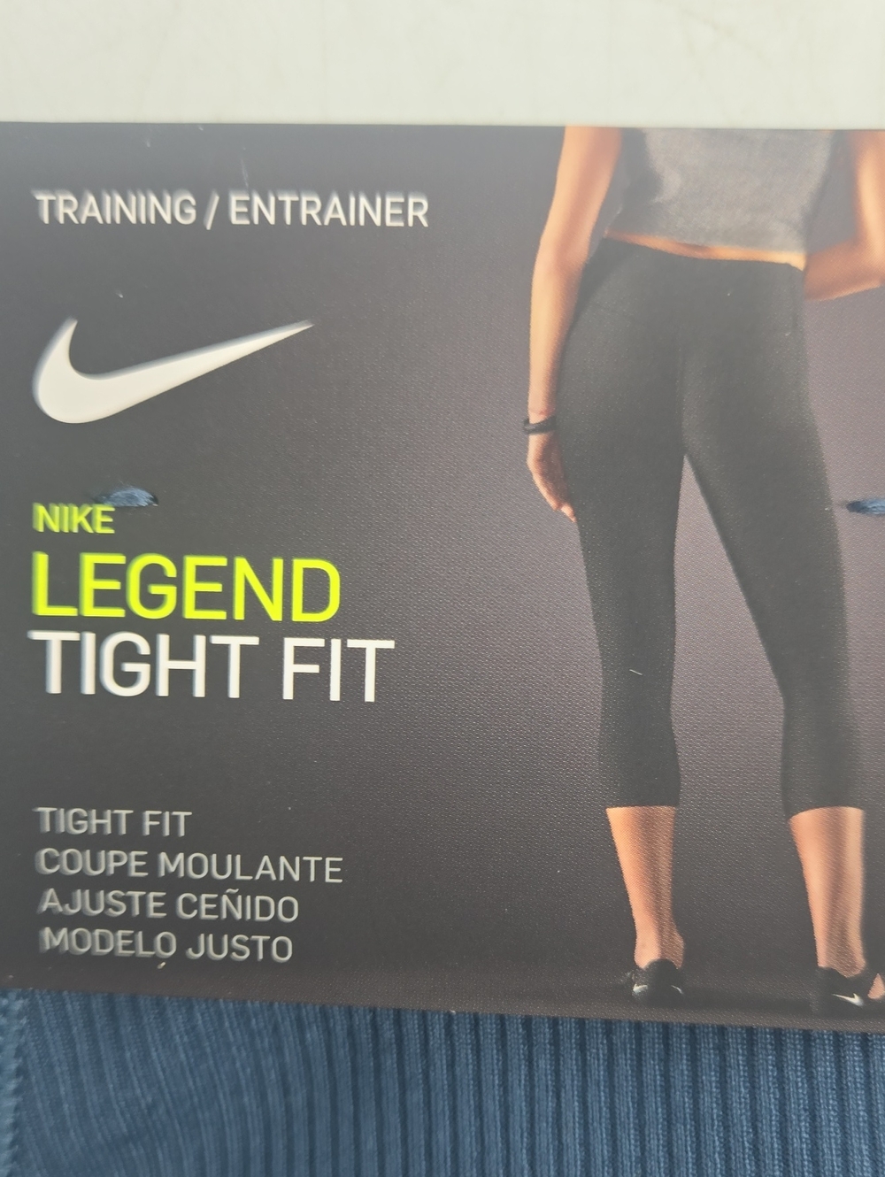 NEW Nike Legend Tight Fit S